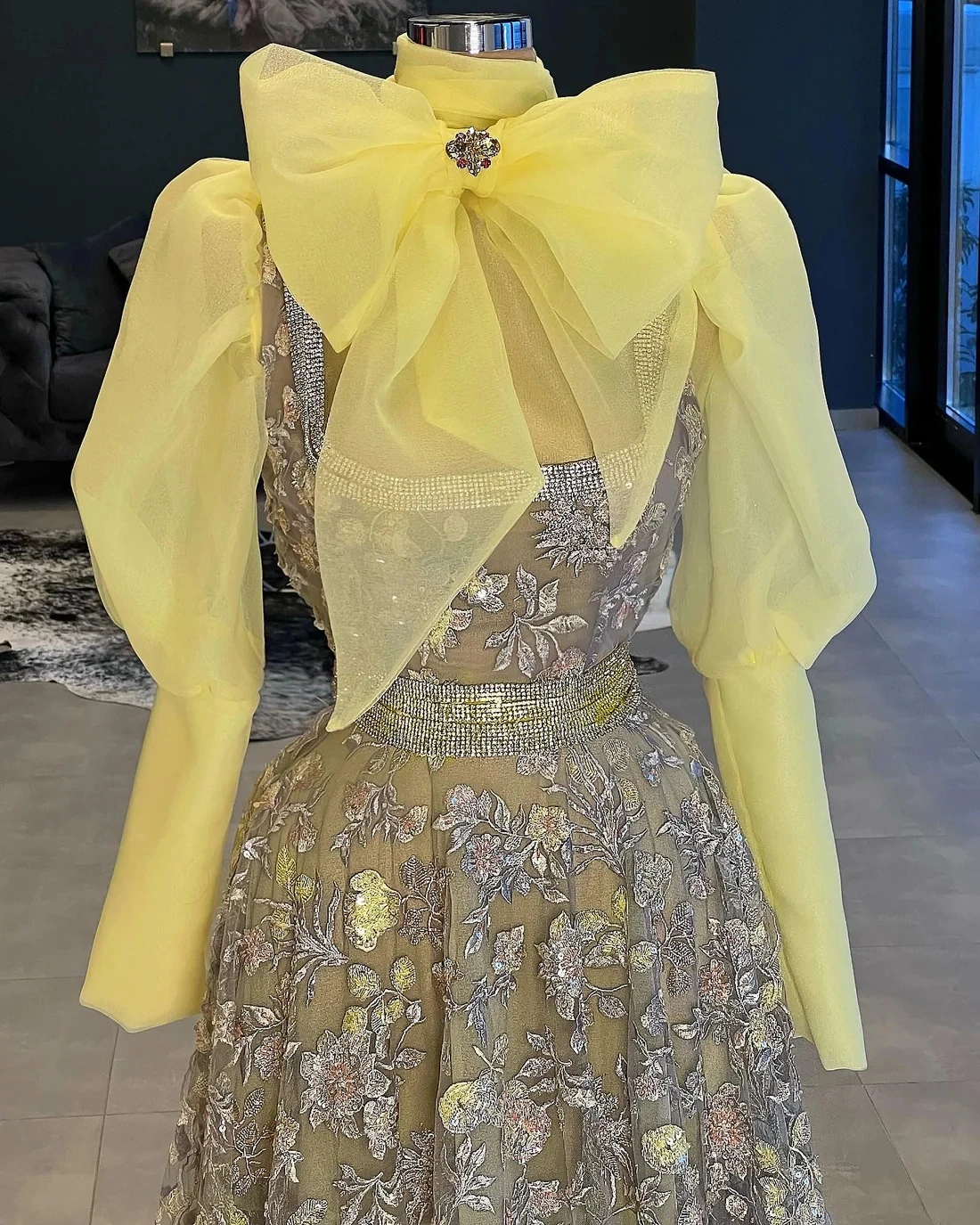 צהוב הוט קוטור שמלות לנשף קו עם שרוול ארוך תחרת חרוזים סעודיה דובאי החלוק דה נשף שמלת ערב שמלת התמונה 1